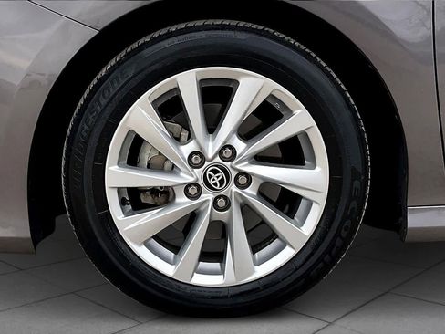 Used 2023 Toyota Camry LE w/ Convenience Package image 11