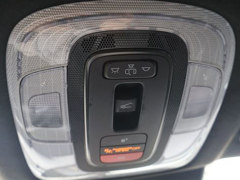 Used 2025 Hyundai Elantra N image 16