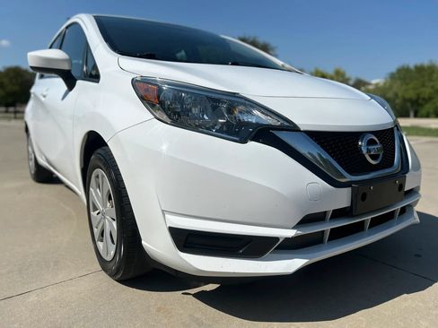 Used 2018 Nissan Versa Note SV FWD image 4