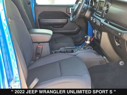 Used 2022 Jeep Wrangler Unlimited Sport AWD/4WD image 29