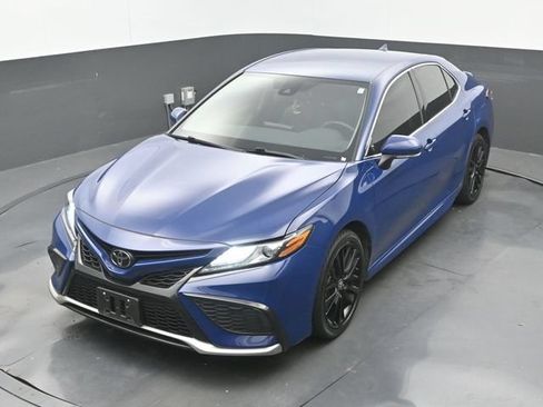 Used 2024 Toyota Camry XSE FWD image 16