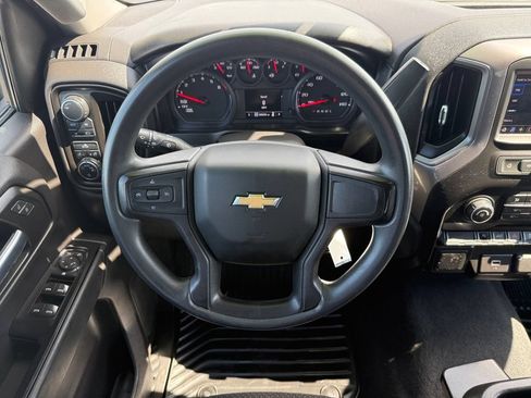 Used 2020 Chevrolet Silverado 1500 Custom w/ Custom Value Package AWD/4WD image 14