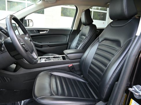 Used 2024 Ford Edge SEL AWD/4WD image 13