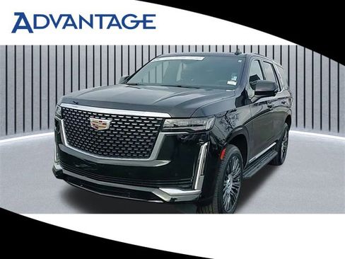 Used 2022 Cadillac Escalade Premium Luxury image 10