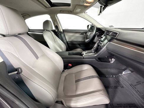 Used 2019 Honda Civic EX-L image 35
