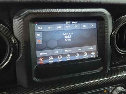 Used 2023 Jeep Wrangler Sport image 22