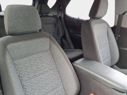 Used 2024 Chevrolet Equinox LT image 19