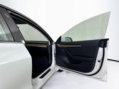 Used 2021 Tesla Model 3 Long Range image 31