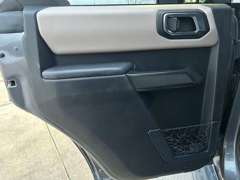 Used 2024 Ford Bronco Wildtrak image 27