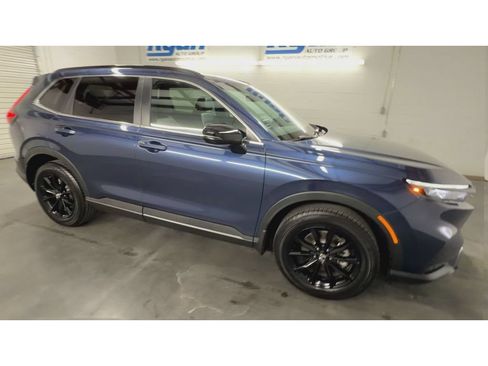 Used 2025 Honda CR-V Sport-L image 2