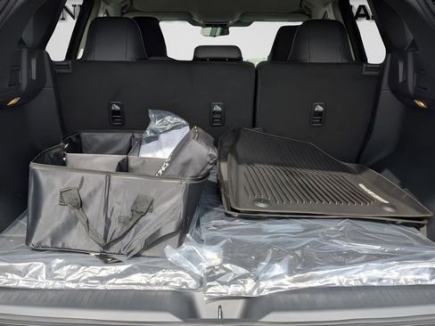 Certified 2025 Nissan Murano SV AWD/4WD image 17