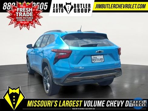 Used 2025 Chevrolet Trax ACTIV FWD image 3