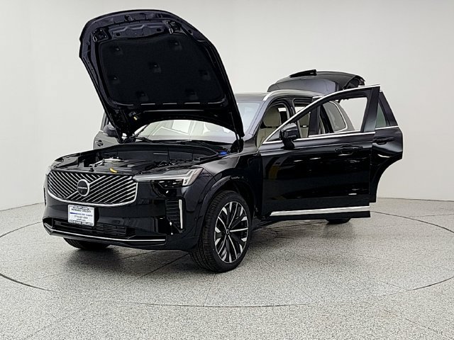 New 2026 Volvo XC90 T8 Ultra w/ Protection Package AWD/4WD image 9