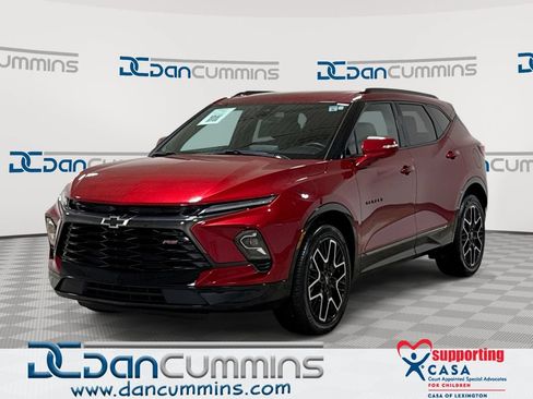 Used 2023 Chevrolet Blazer RS w/ Driver Confidence II Package FWD image 1