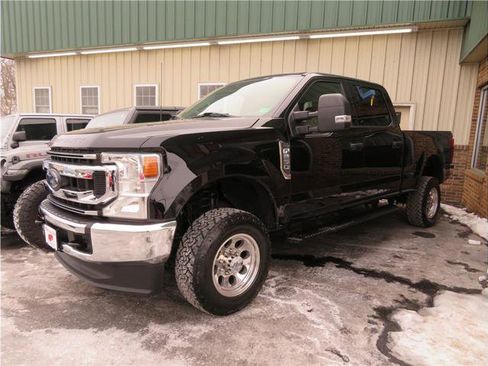 Used 2022 Ford F250 XLT w/ Snow Plow Prep Package image 1