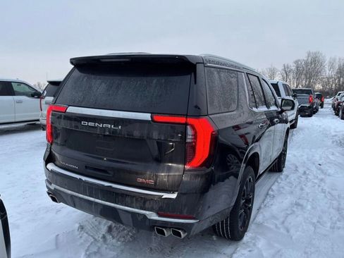 Used 2025 GMC Yukon Denali image 2