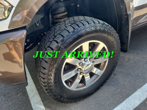 Used 2018 RAM 2500 Longhorn w/ Convenience Group AWD/4WD image 4