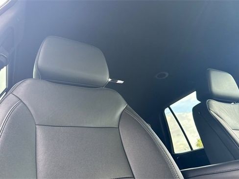 Used 2022 Chevrolet Tahoe LT w/ Luxury Package image 21