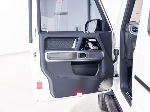 Used 2025 Mercedes-Benz G 63 AMG 4MATIC image 27