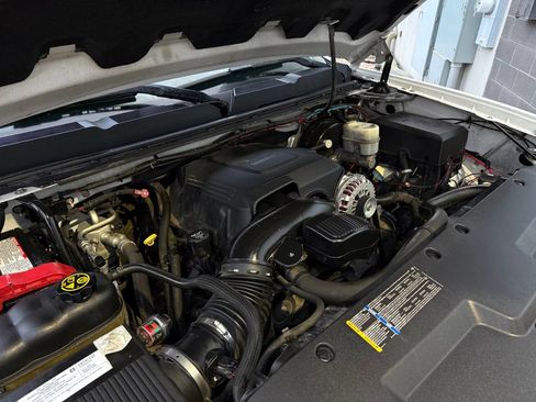 Used 2007 Chevrolet Silverado 1500 LTZ w/ Safety Package AWD/4WD image 40