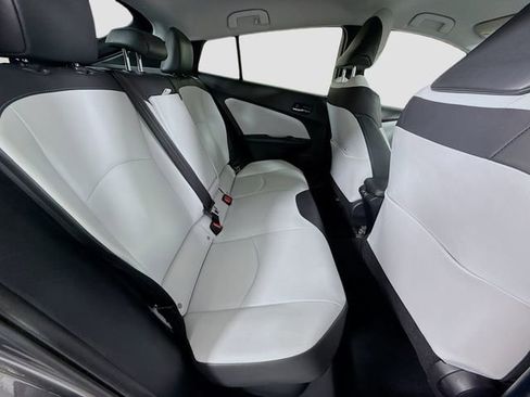 Certified 2019 Toyota Prius XLE w/ Carpet Mat Package image 24