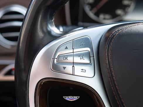 Used 2016 Mercedes-Benz S 550 4MATIC Sedan image 24