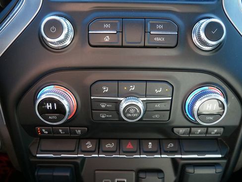 Used 2021 GMC Sierra 1500 SLT w/ SLT Premium Package image 25