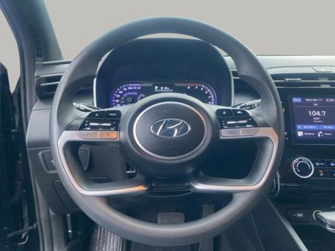 Used 2022 Hyundai Santa Cruz SEL image 15