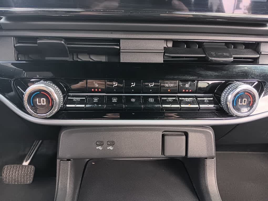 Used 2024 Honda Prologue EX image 23