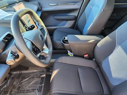 New 2026 Volvo EX30 Plus w/ Climate Package