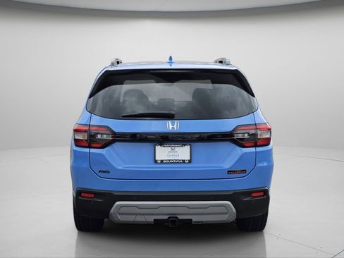 Certified 2025 Honda Pilot TrailSport image 29