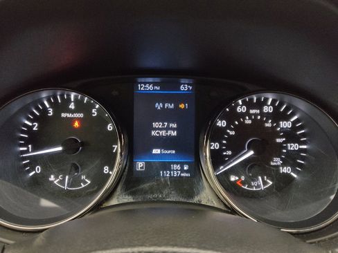 Used 2020 Nissan Rogue SV w/ Sun & Sound Touring Package FWD image 23