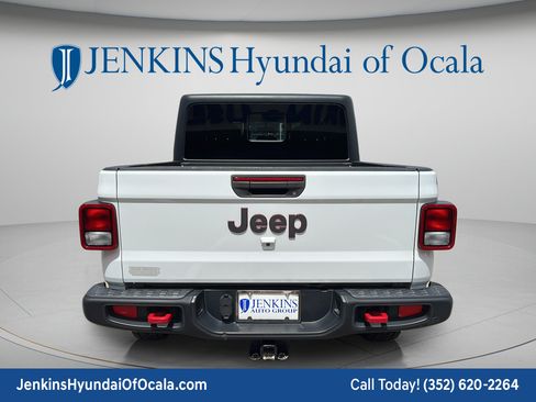 Used 2022 Jeep Gladiator Rubicon w/ Cold Weather Group AWD/4WD image 4
