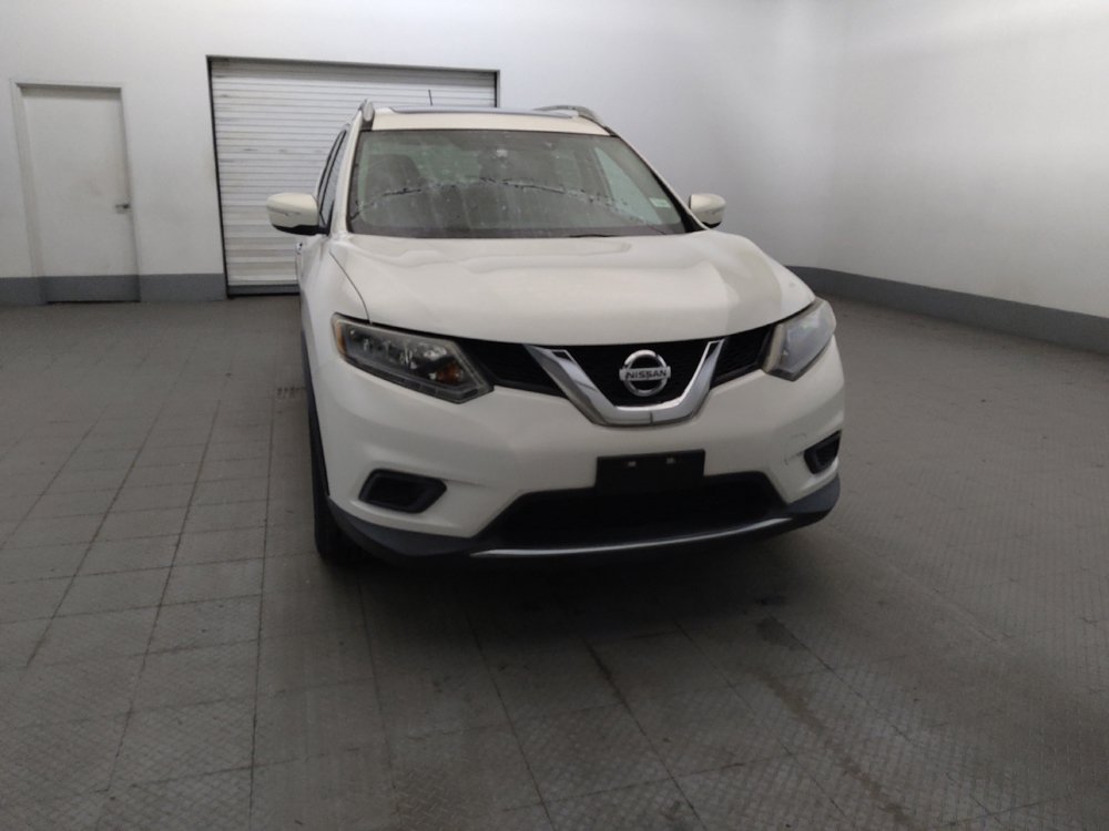 Used 2014 Nissan Rogue SV w/ SV Moonroof Package AWD/4WD image 14