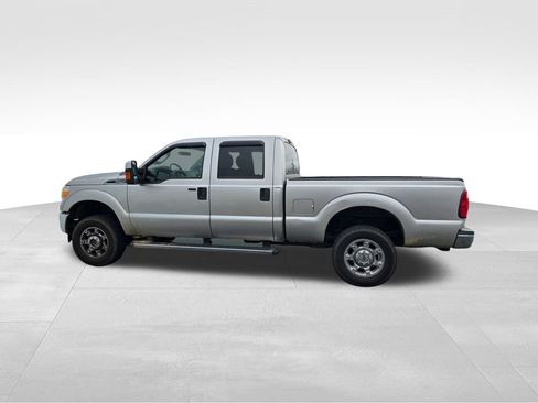 Used 2015 Ford F250 XLT w/ XLT Premium Package image 10