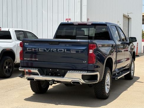 Used 2019 Chevrolet Silverado 1500 LT w/ Texas Edition AWD/4WD image 4