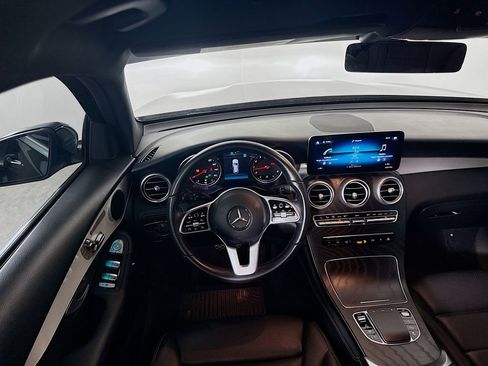 Used 2021 Mercedes-Benz GLC 300 GLC 300 w/ Premium Package image 22