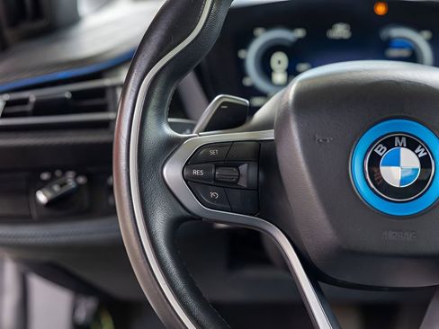 Used 2019 BMW i8 Roadster AWD/4WD image 35