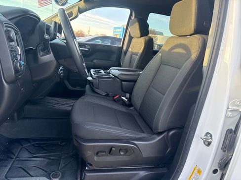 Used 2024 Chevrolet Silverado 1500 Custom w/ Turbomax Blackout Package image 21