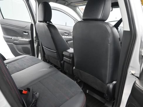 Used 2024 Mitsubishi Outlander Sport SE AWD/4WD image 19
