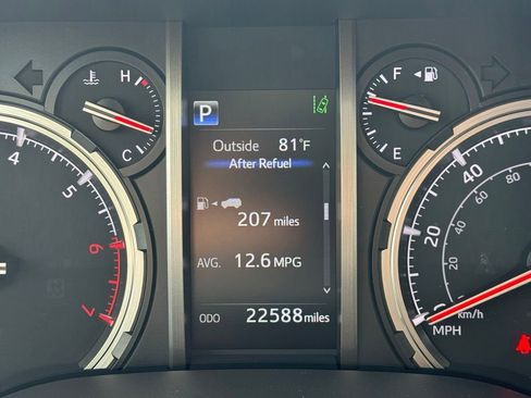 Certified 2023 Toyota 4Runner TRD Off-Road Premium w/ Off Road Premium Plus Package image 28