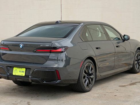 Used 2024 BMW i7 eDrive50 w/ M Sport Package RWD image 68