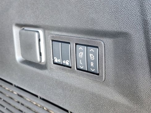 New 2026 Chevrolet Tahoe Premier image 34