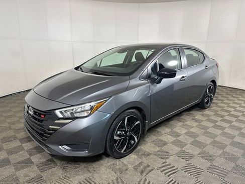 Used 2024 Nissan Versa SR w/ Trunk Package image 7