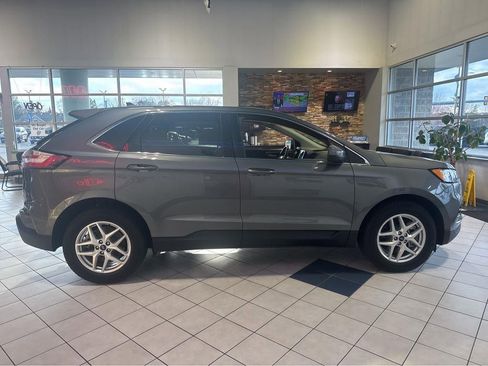 Used 2022 Ford Edge SEL w/ Cargo Accessory Package AWD/4WD image 14
