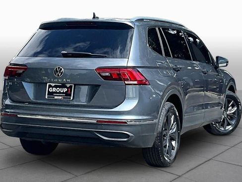 Used 2023 Volkswagen Tiguan SE FWD image 13