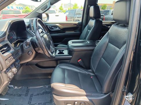 Used 2021 Chevrolet Tahoe Z71 w/ Z71 Signature Package AWD/4WD image 9