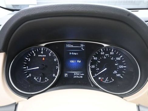 Used 2015 Nissan Rogue SV w/ SV Premium Package FWD image 31