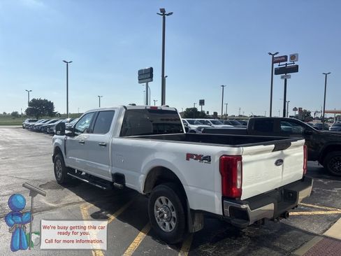 Used 2024 Ford F250 XLT w/ FX4 Off-Road Package AWD/4WD image 3
