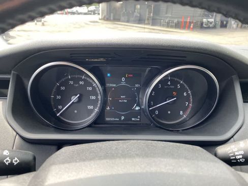 Used 2019 Land Rover Discovery SE AWD/4WD image 28